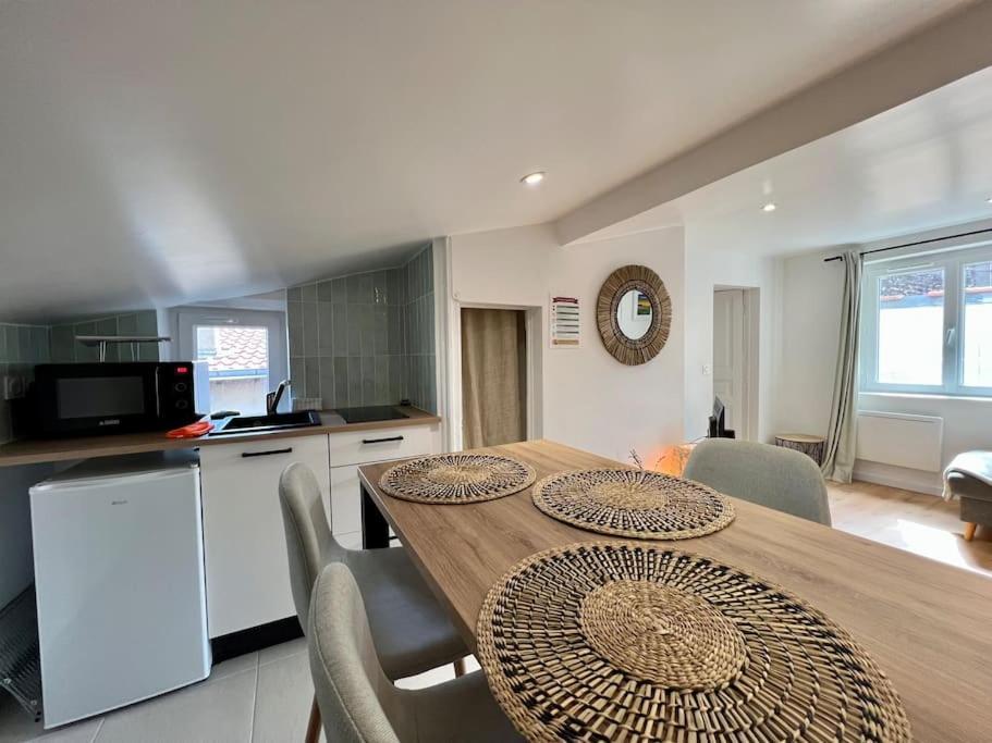 F2 *La Treille* Centre Historique Clermont Fd 3P Apartman Kültér fotó